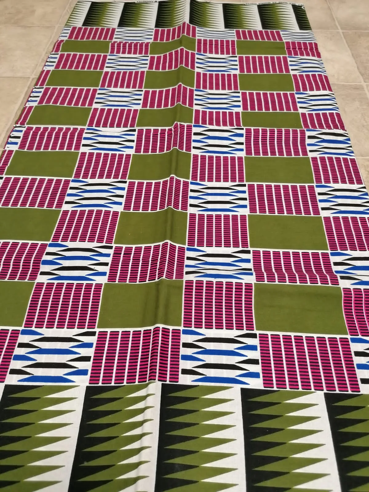 Africká látka měkčí, kente khaki růžová,Tanzanie