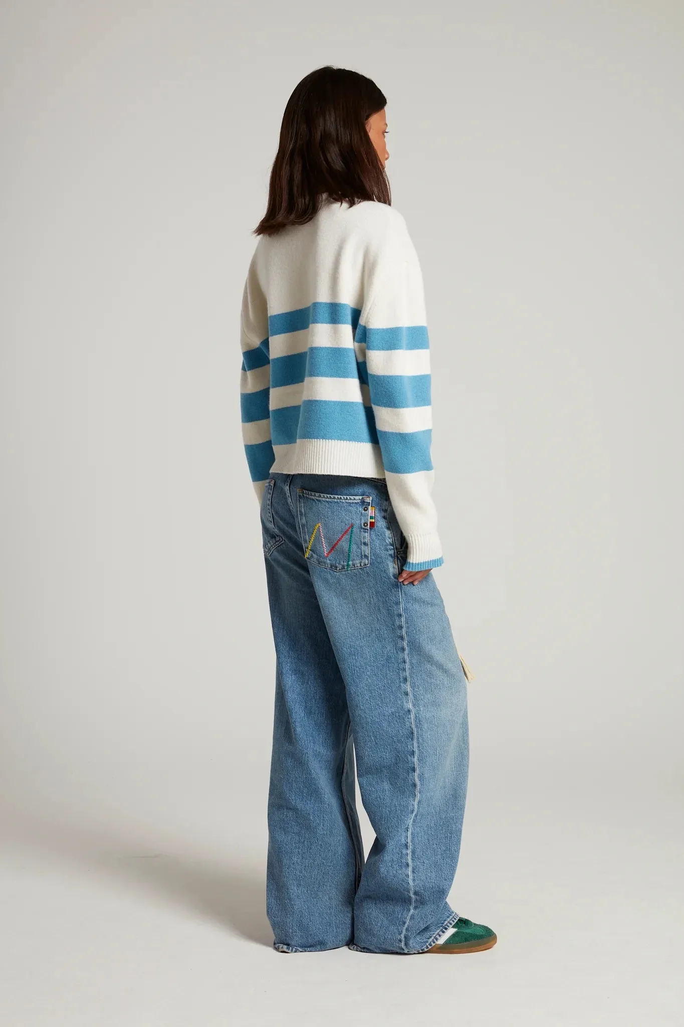Asparagus embroidered sweater