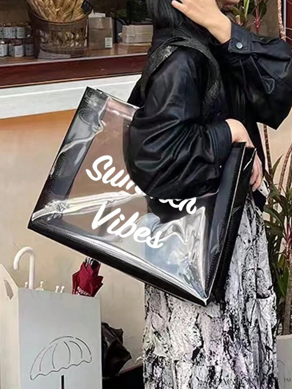 BagForLove - Contrast Binding Clear PVC Beach Bag with Letter Graphic