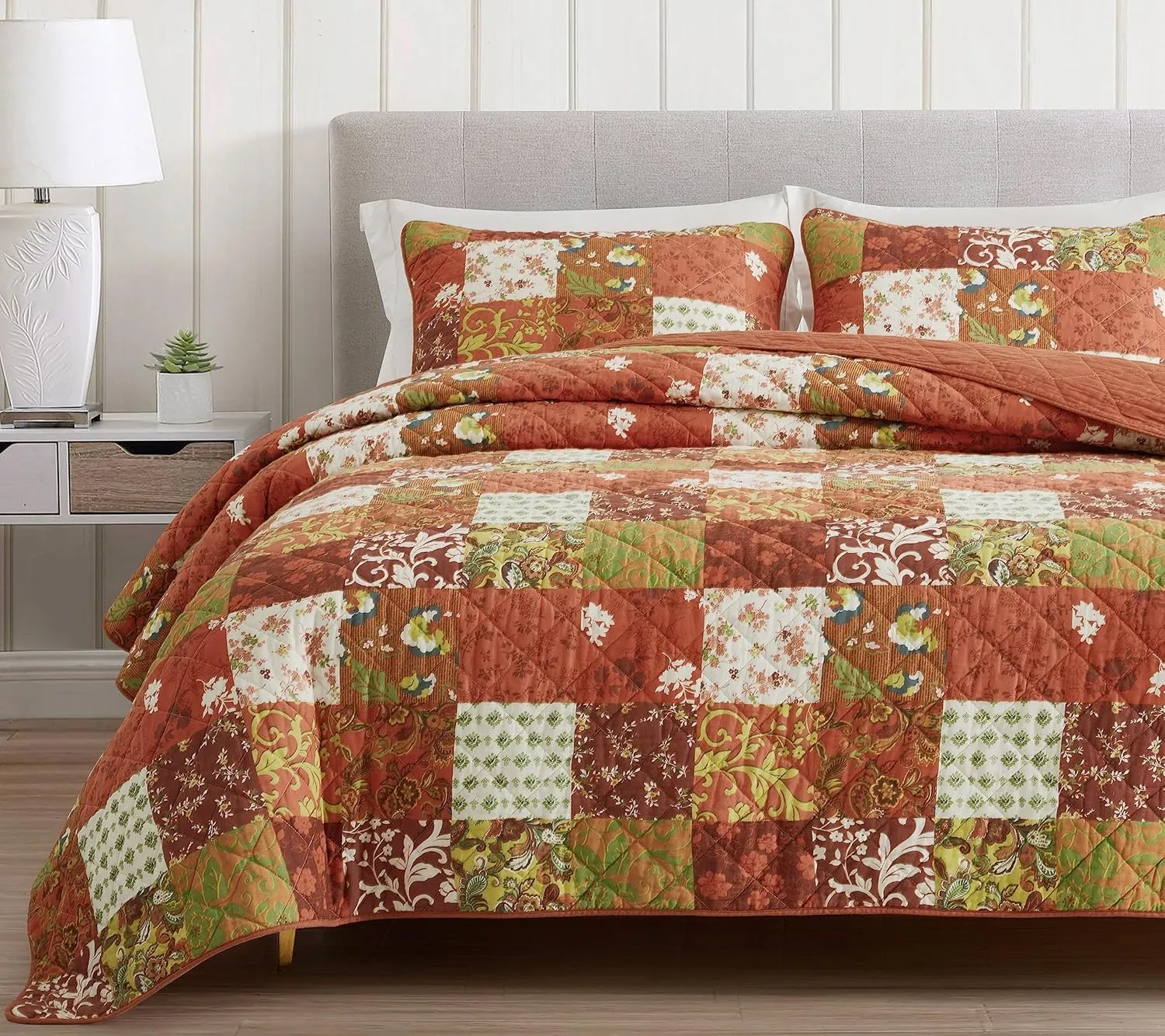 Chezmoi Collection Leilani 3-Piece Boho Washed Cotton Quilt Set King Size - Bohemian Quilted Bedding Orange Green White Floral Printed Patchwork Lightweight Bedspread Set for All Season