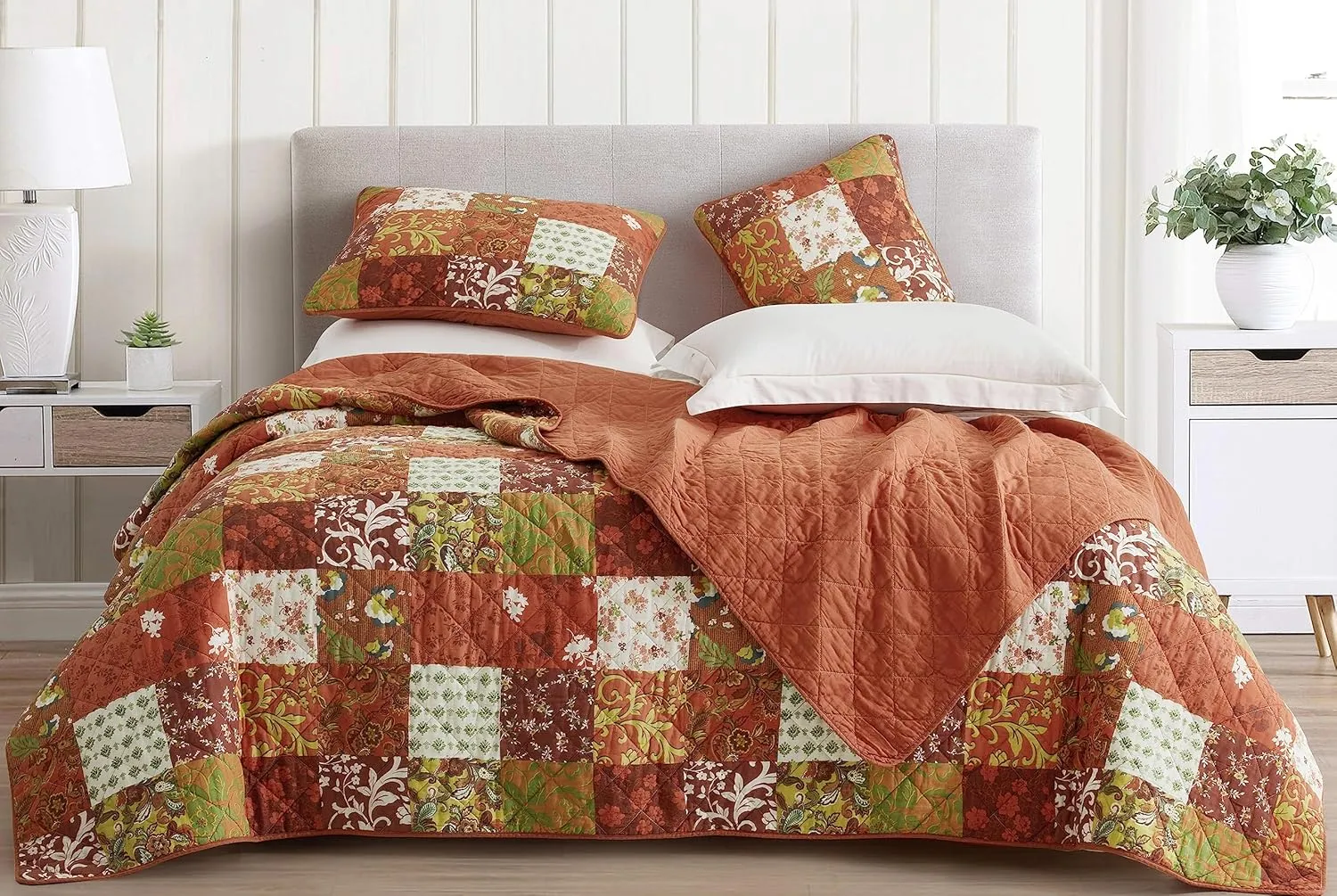 Chezmoi Collection Leilani 3-Piece Boho Washed Cotton Quilt Set King Size - Bohemian Quilted Bedding Orange Green White Floral Printed Patchwork Lightweight Bedspread Set for All Season