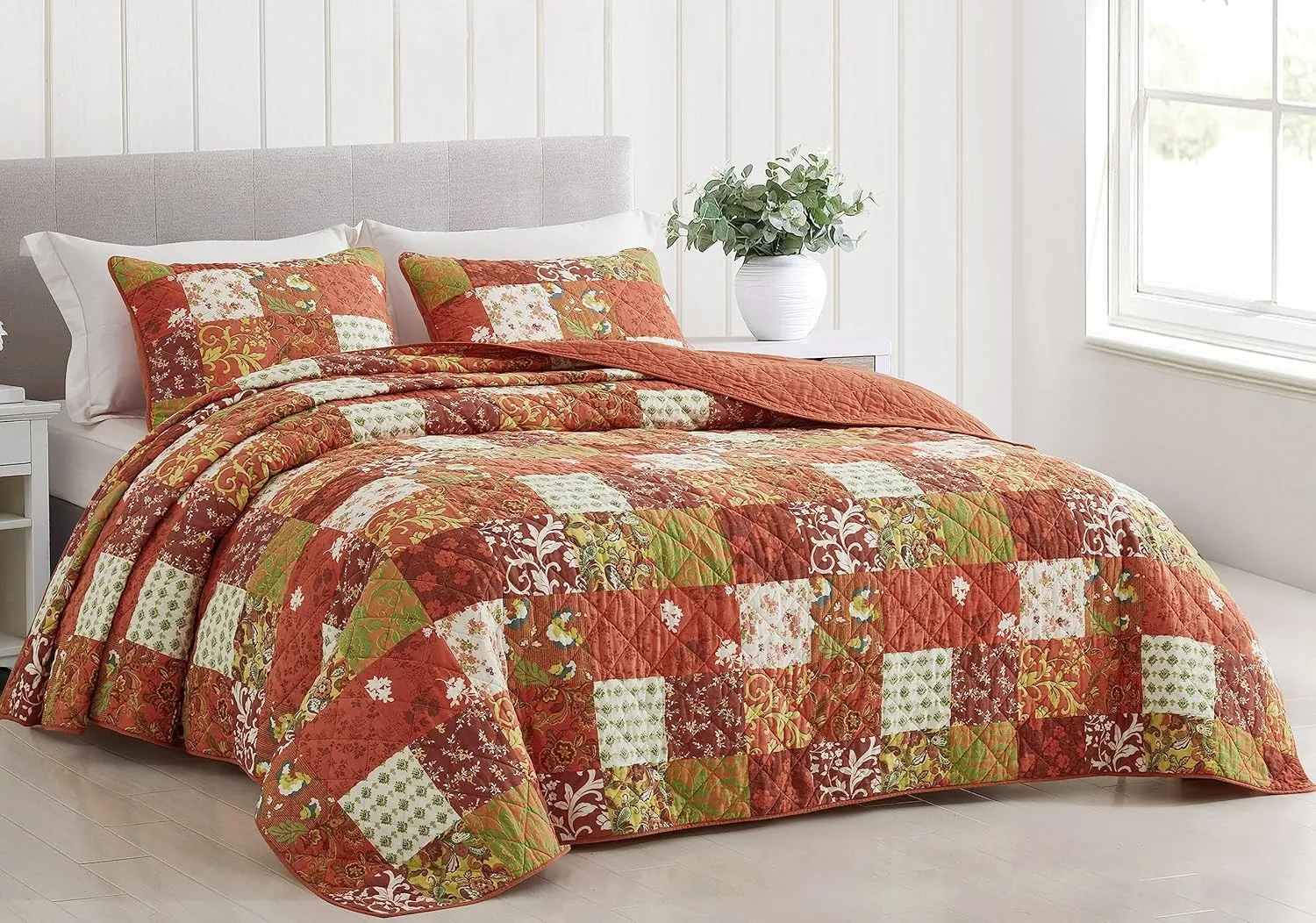 Chezmoi Collection Leilani 3-Piece Boho Washed Cotton Quilt Set King Size - Bohemian Quilted Bedding Orange Green White Floral Printed Patchwork Lightweight Bedspread Set for All Season