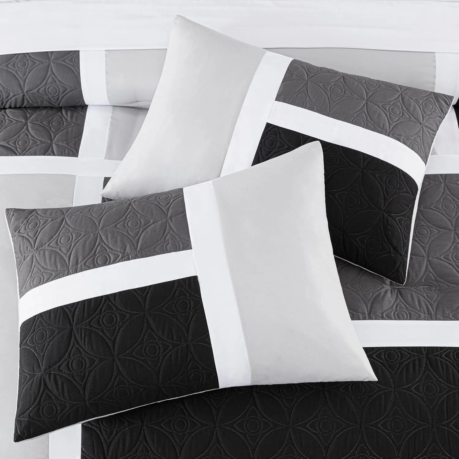 Chezmoi Collection Upland 7-Piece Quilted Patchwork Comforter Set, Black/Gray/Light Gray, King