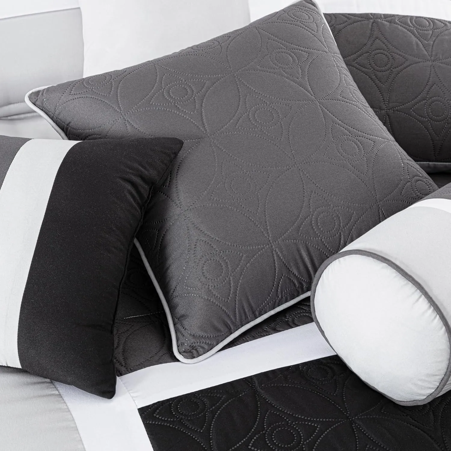Chezmoi Collection Upland 7-Piece Quilted Patchwork Comforter Set, Black/Gray/Light Gray, King