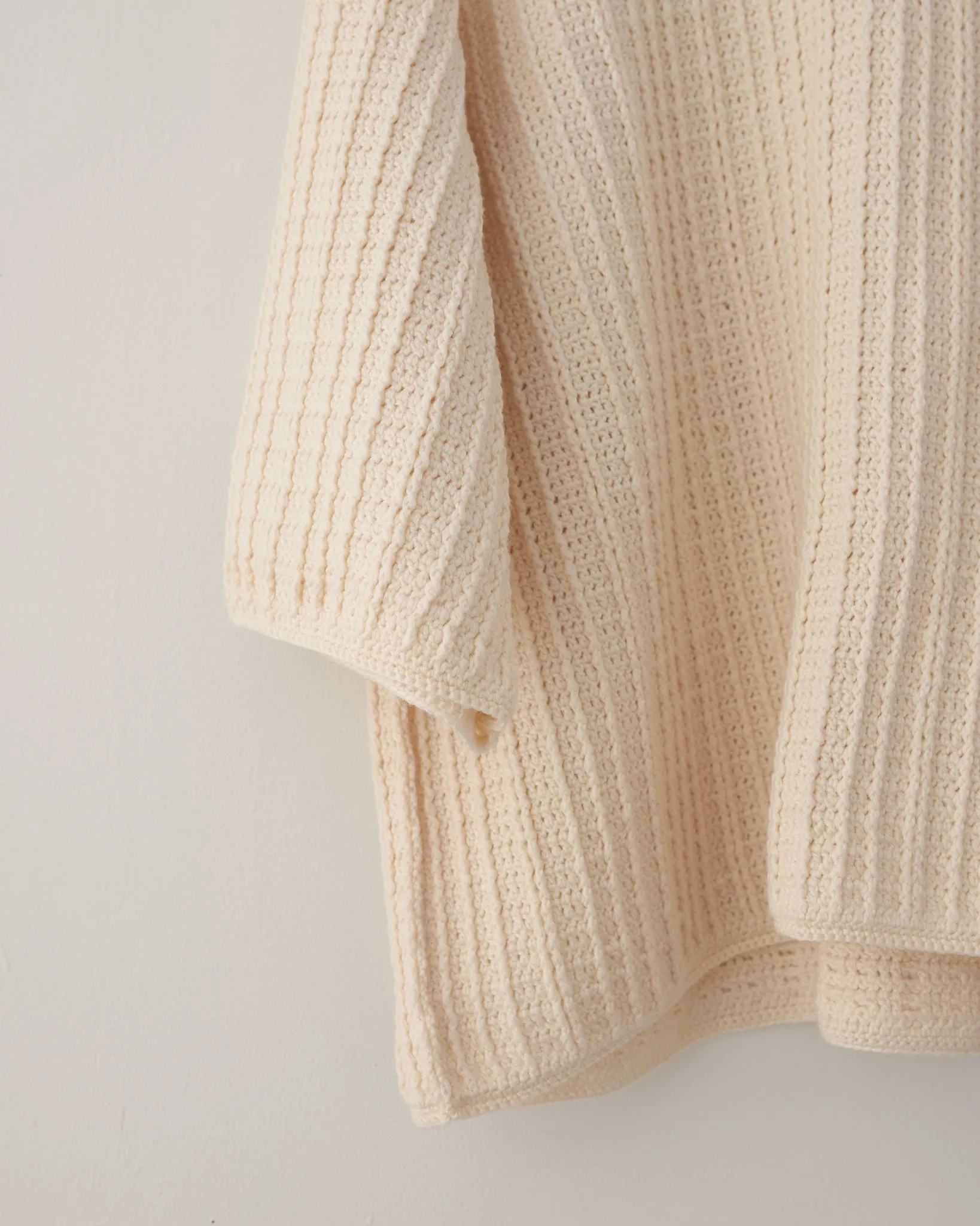 Crop Crochet T Knit