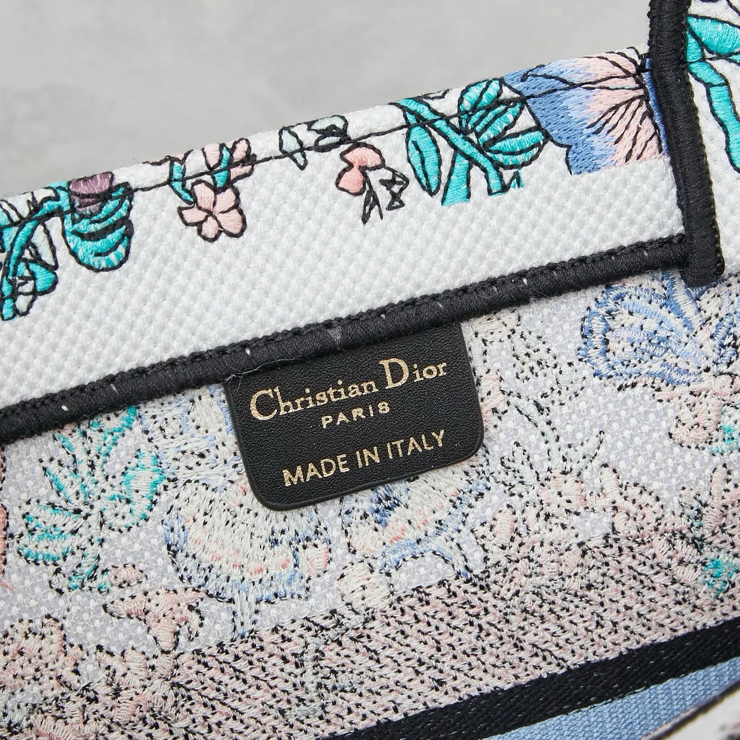 D Book Tote