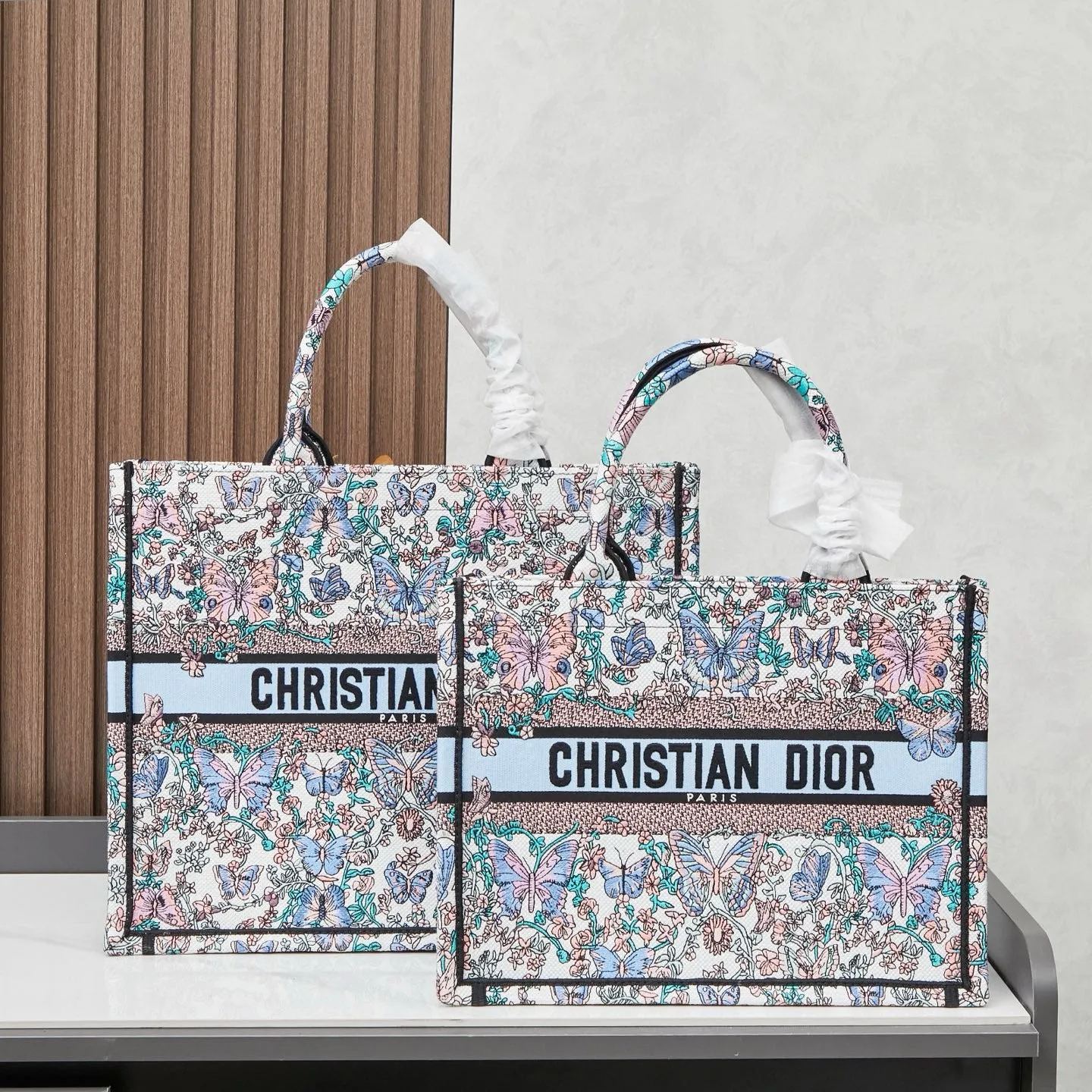 D Book Tote