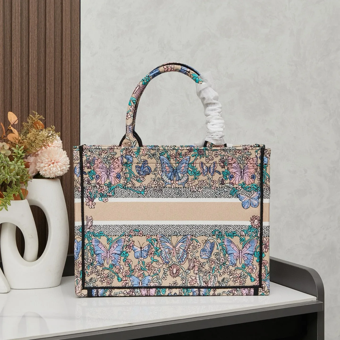 D Book Tote