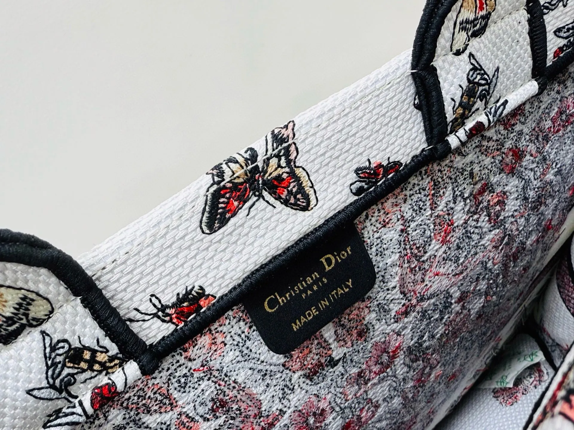D Book Tote
