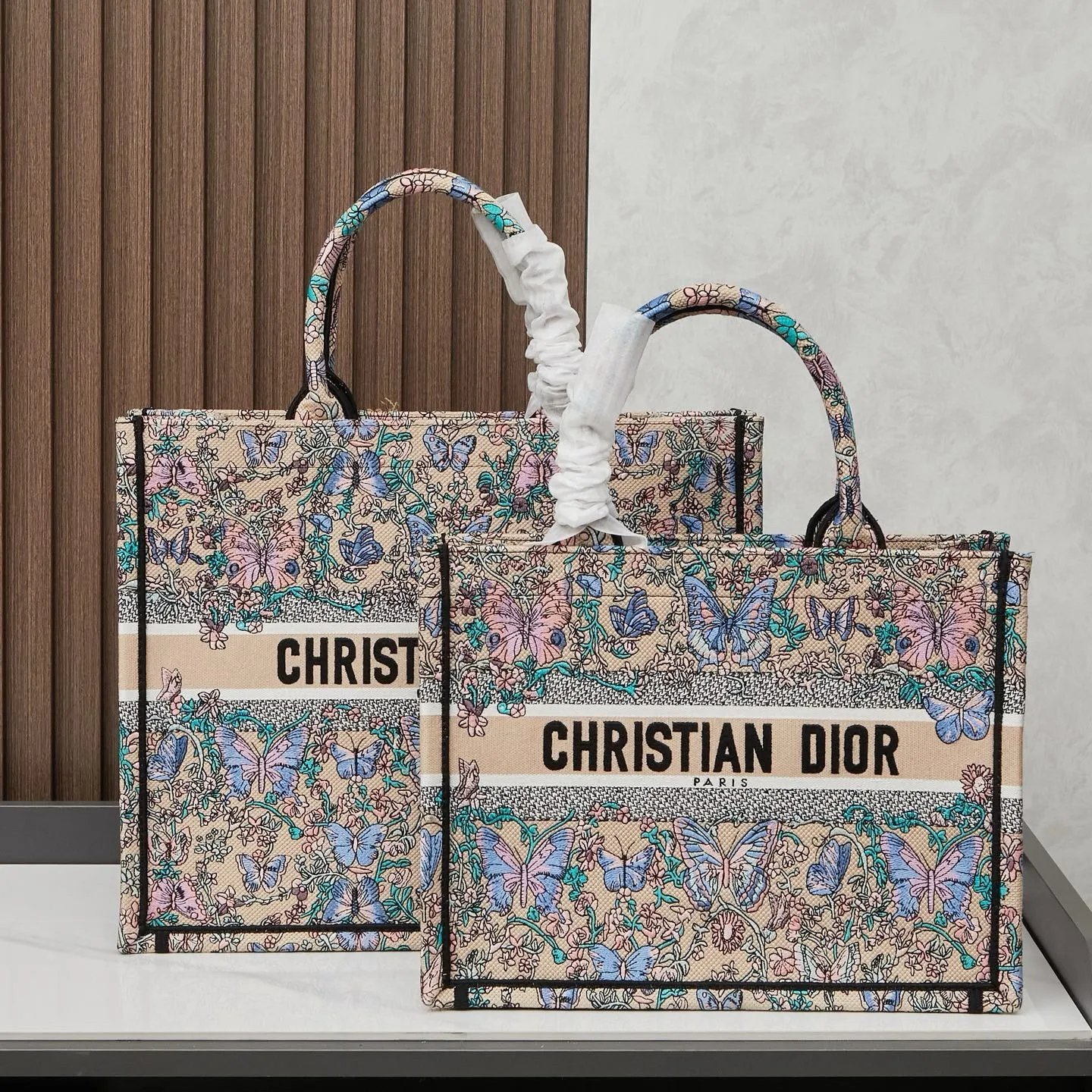 D Book Tote
