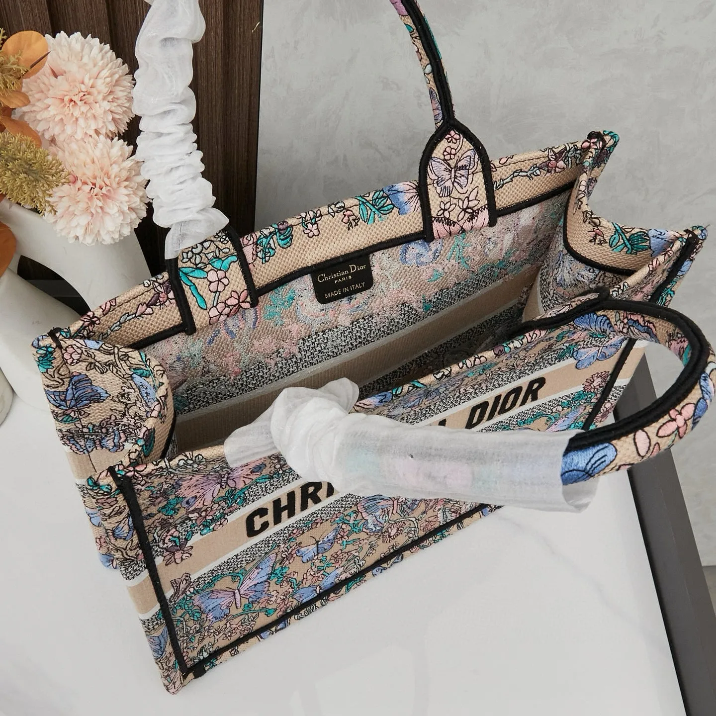D Book Tote