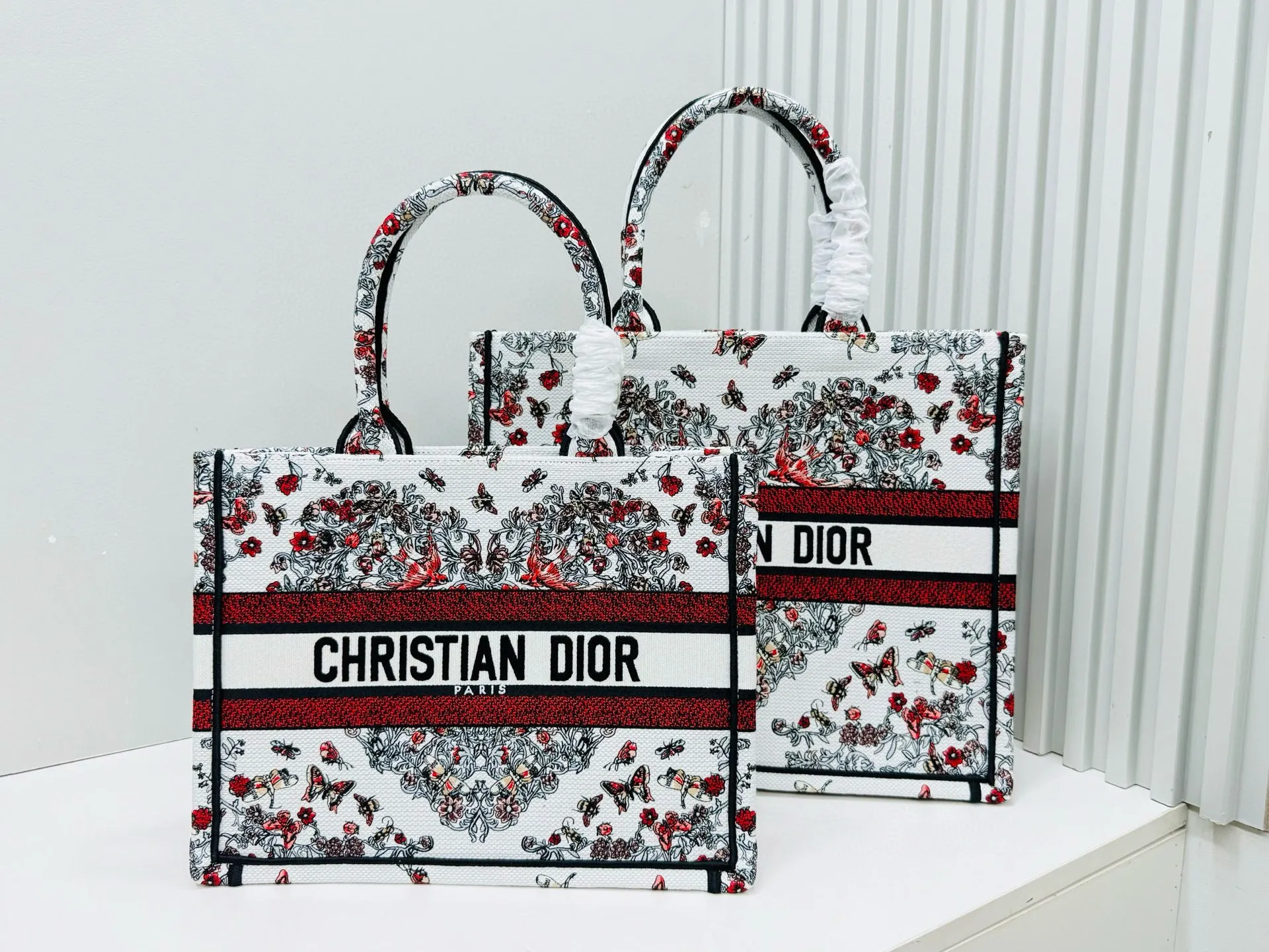 D Book Tote