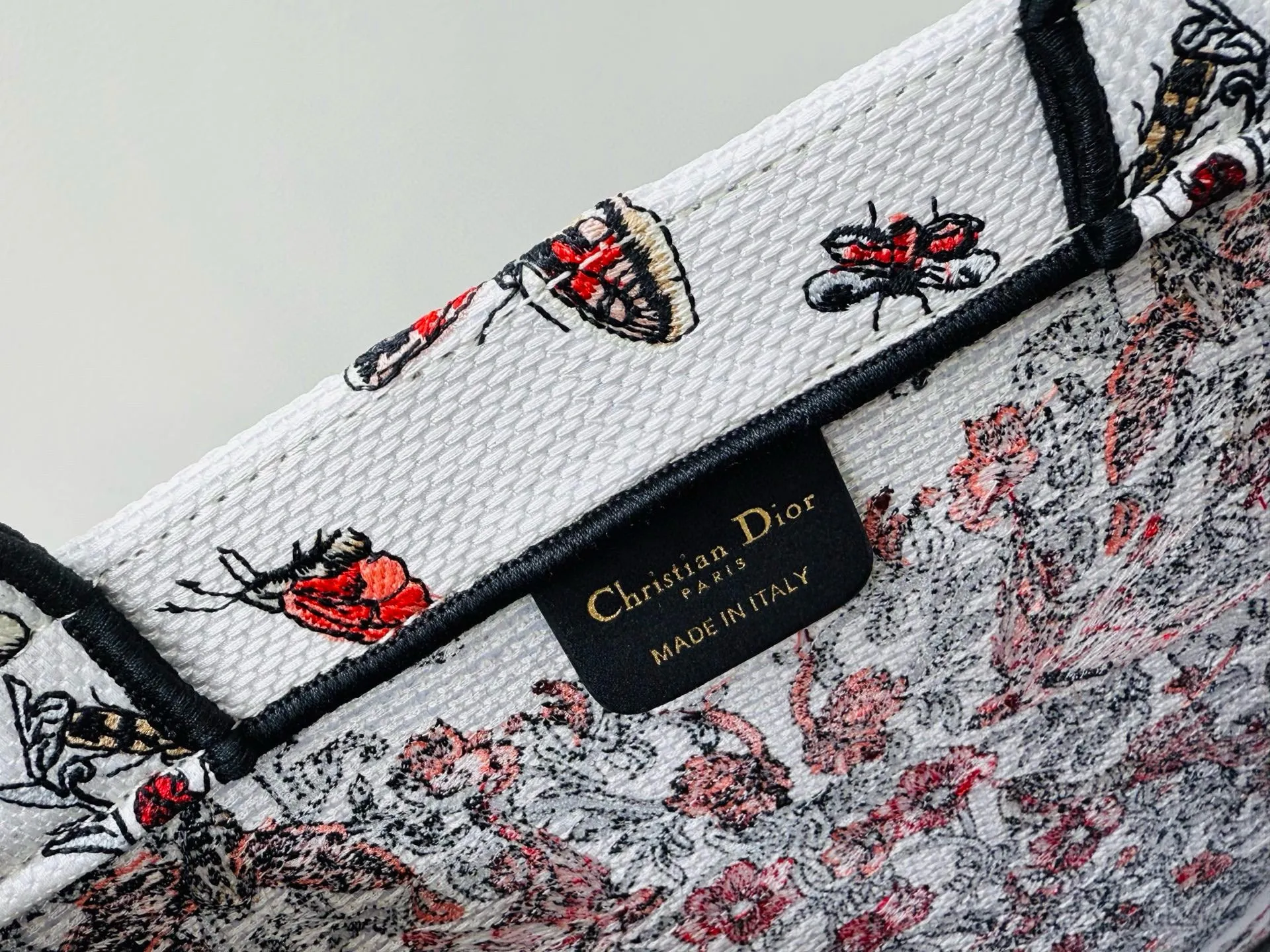 D Book Tote