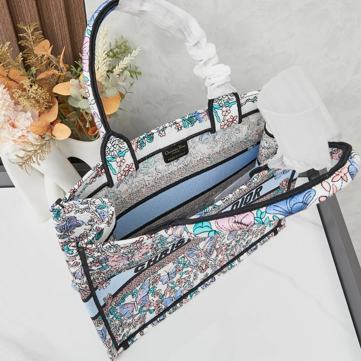 D Book Tote
