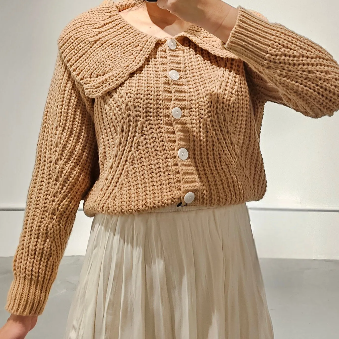 Dodori Collar Knit Cardigan