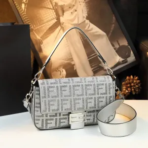 FENDI Shoulder Bag 1009