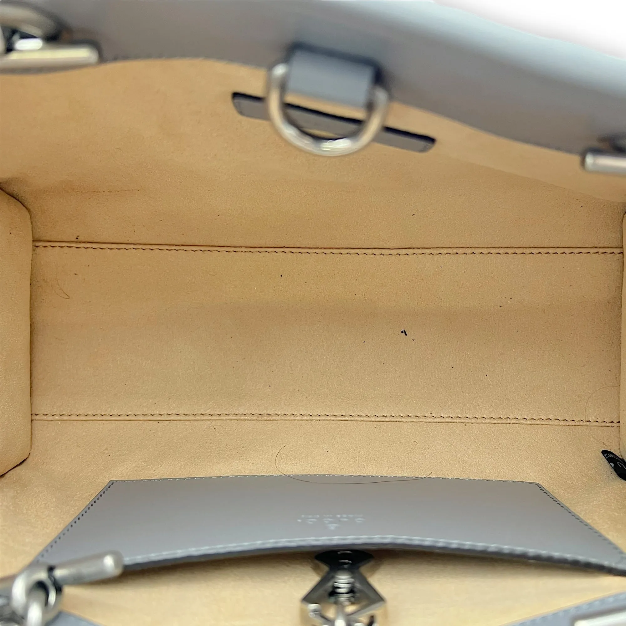 GG Marmont Tote Bag Grey in Calfskin, Ruthenium hardware