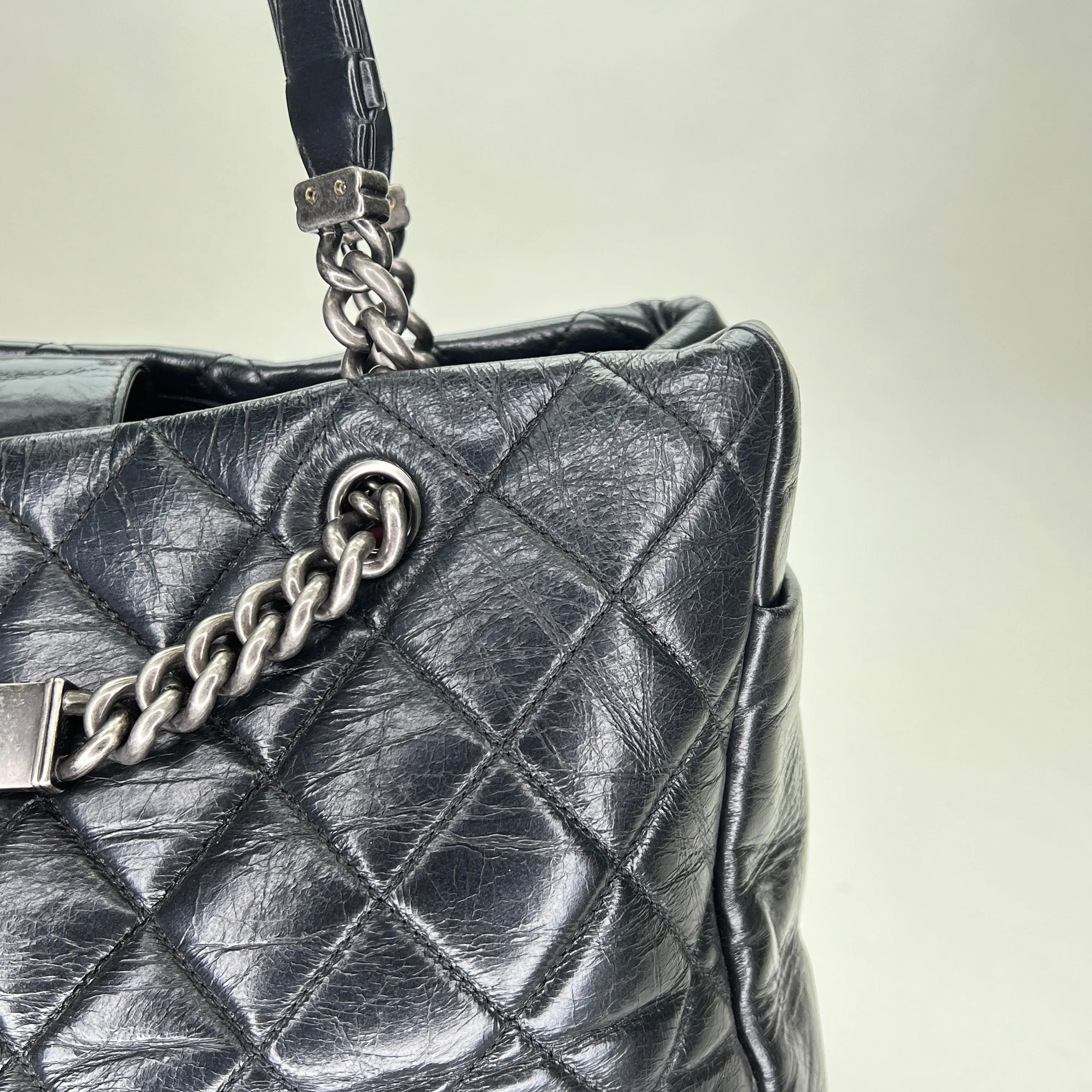 Glazed Quilted Nameplate Tote Tote bag in Calfskin, Ruthenium Hardware