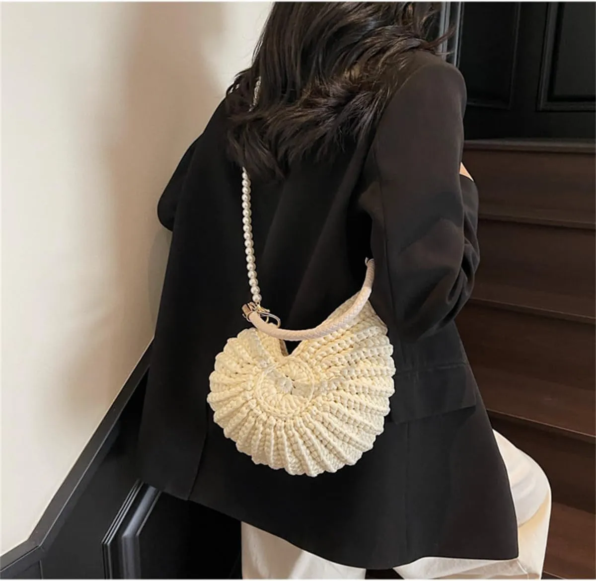Handwoven Fashion Seashell Bag for Women,Stylish & Unique Boho Clutch with Pearl Strap,Crochet Leather Handle Beach Bag