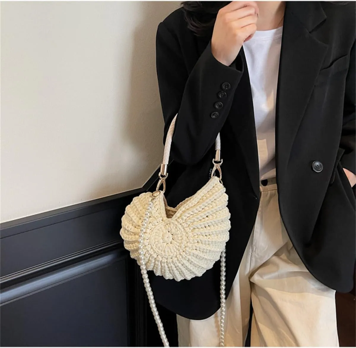 Handwoven Fashion Seashell Bag for Women,Stylish & Unique Boho Clutch with Pearl Strap,Crochet Leather Handle Beach Bag