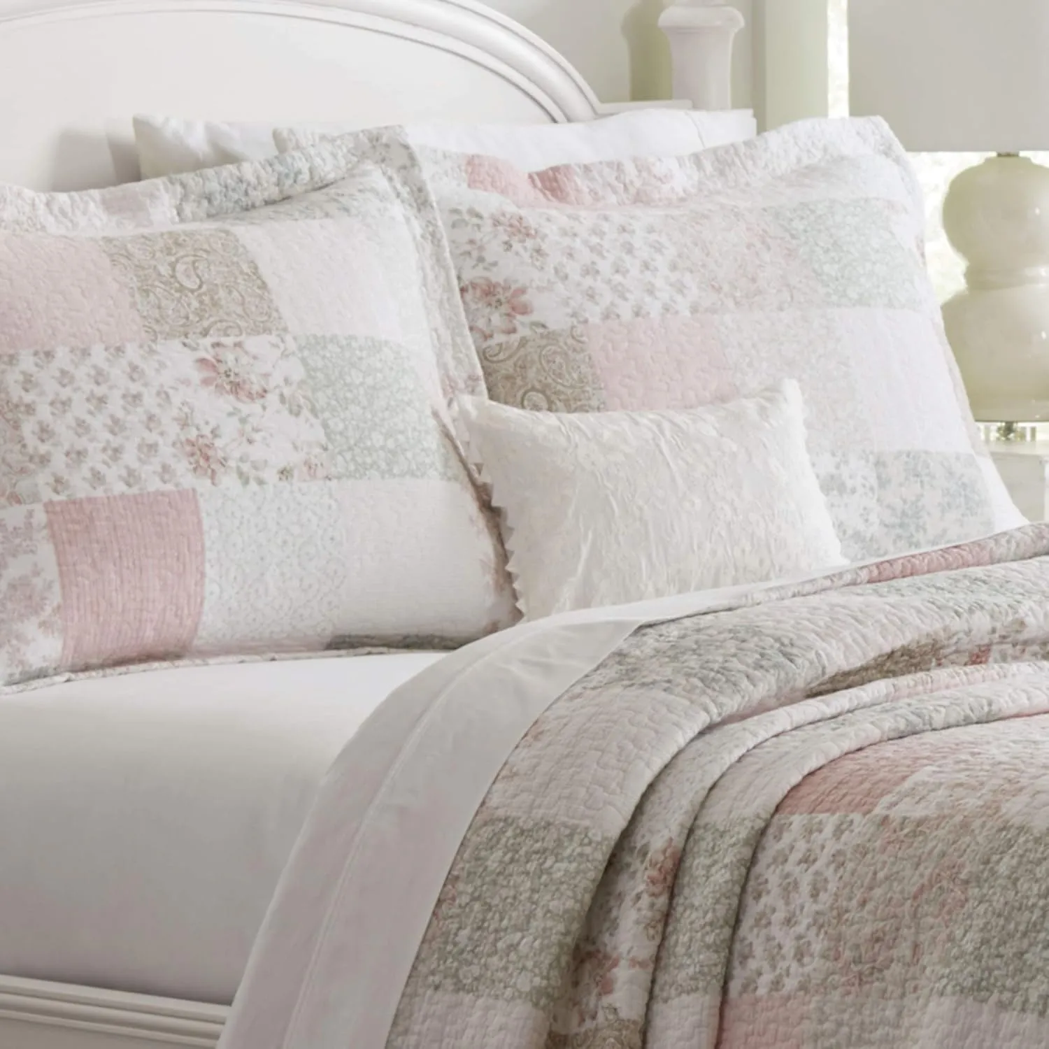 Laura Ashley Home - Quilt Set, Cotton Reversible Bedding with Matching Shams, Home Decor Ideal for All Seasons (Celina Patchwork Pink/Sage, Queen)