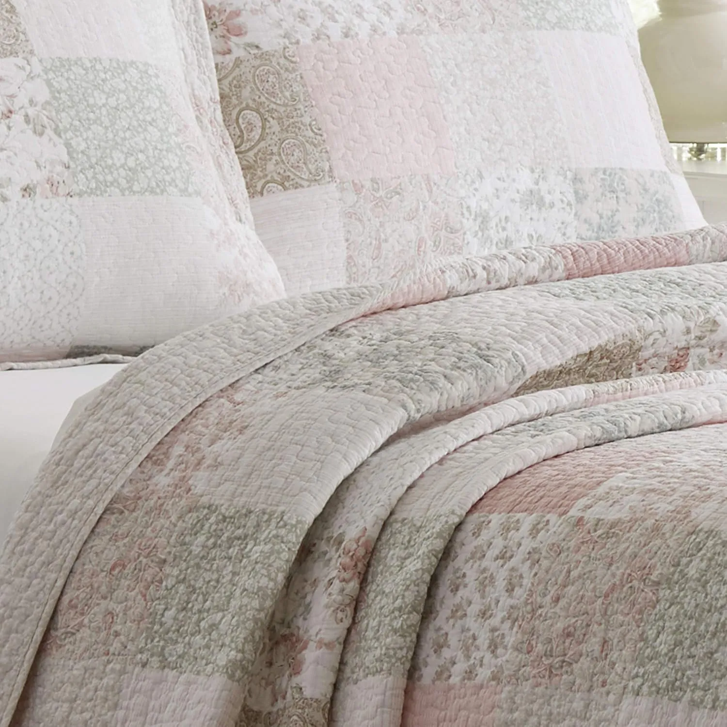 Laura Ashley Home - Quilt Set, Cotton Reversible Bedding with Matching Shams, Home Decor Ideal for All Seasons (Celina Patchwork Pink/Sage, Queen)