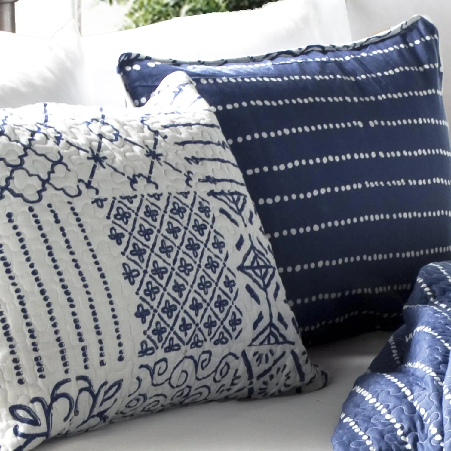 Lush Decor Monique 3 Piece Reversible Print Pattern Blue Quilt Set - Full Queen