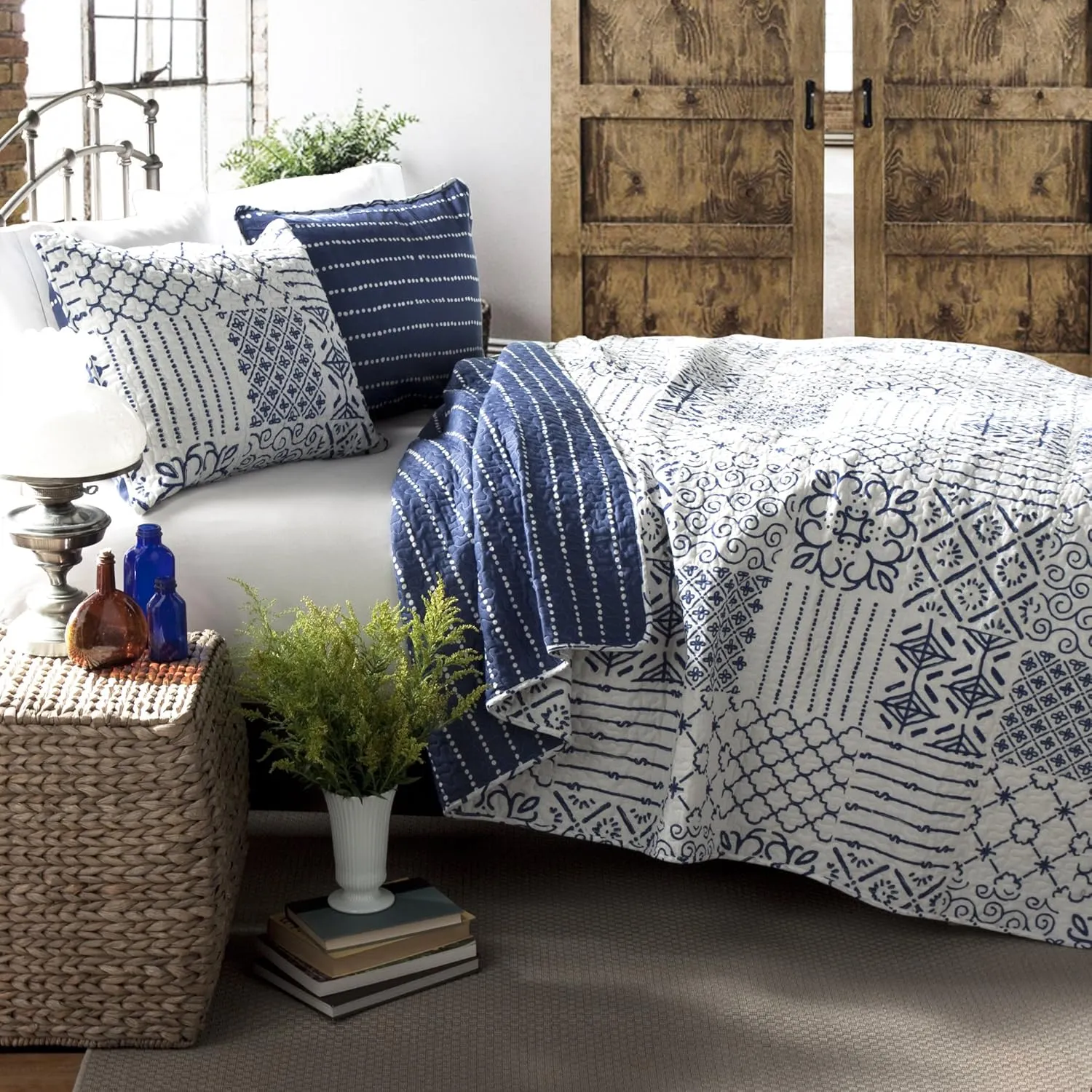 Lush Decor Monique 3 Piece Reversible Print Pattern Blue Quilt Set - Full Queen