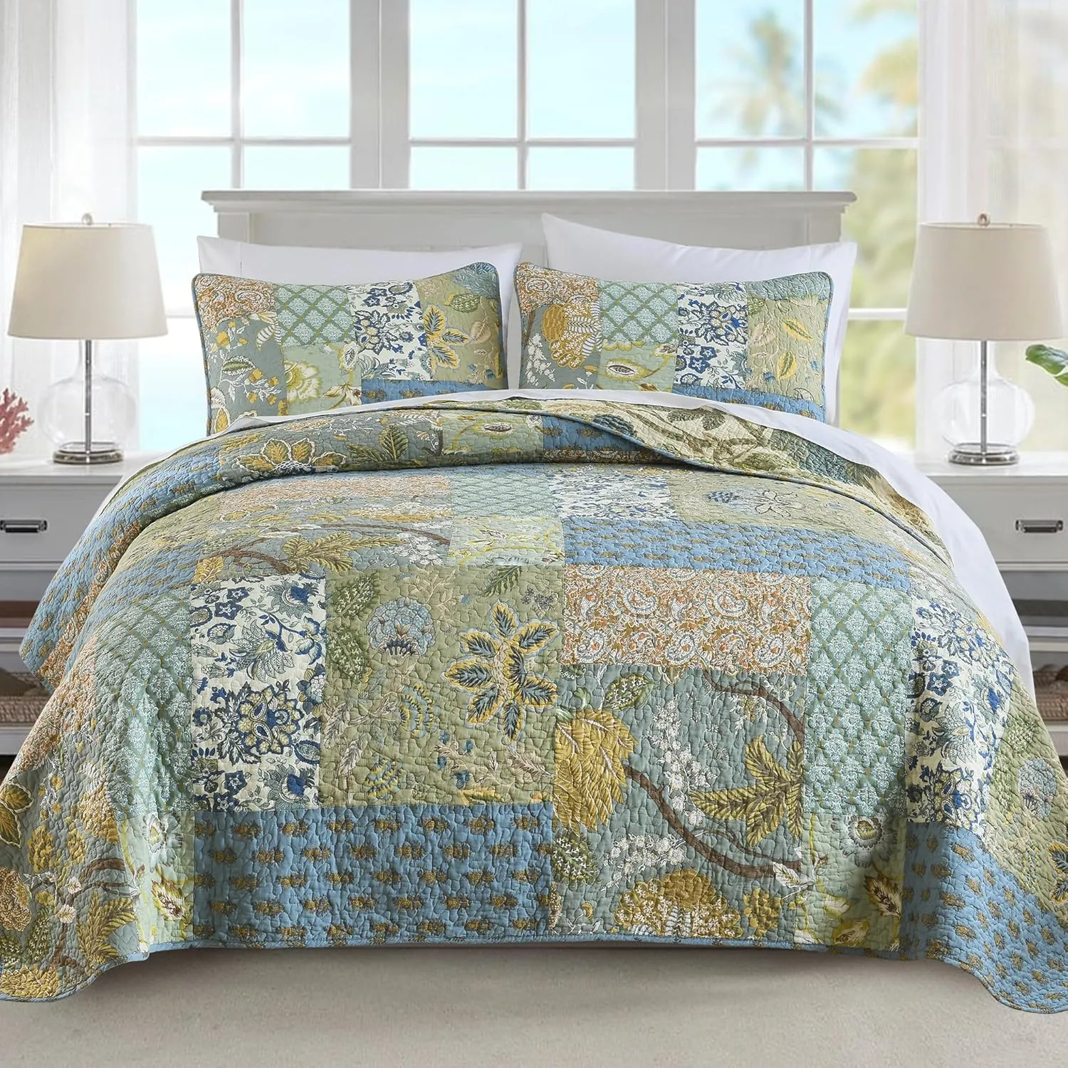 NEWLAKE Quilt Set Queen Size, 100% Cotton Patchwork Green Bohemian Quilt Sets, Reversible Bedspread Lightweight and Breathable for All Seasons, Soft Quilted Bedspread with 2 Pillowcases