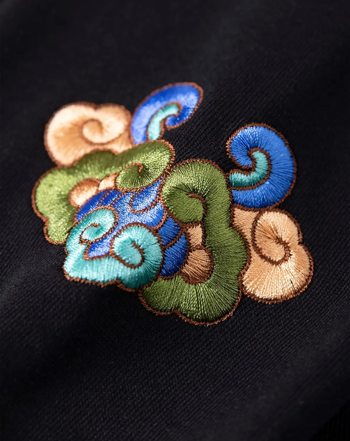 Niepce Inc Streetwear Graphic Embroidered Hoodies for Men