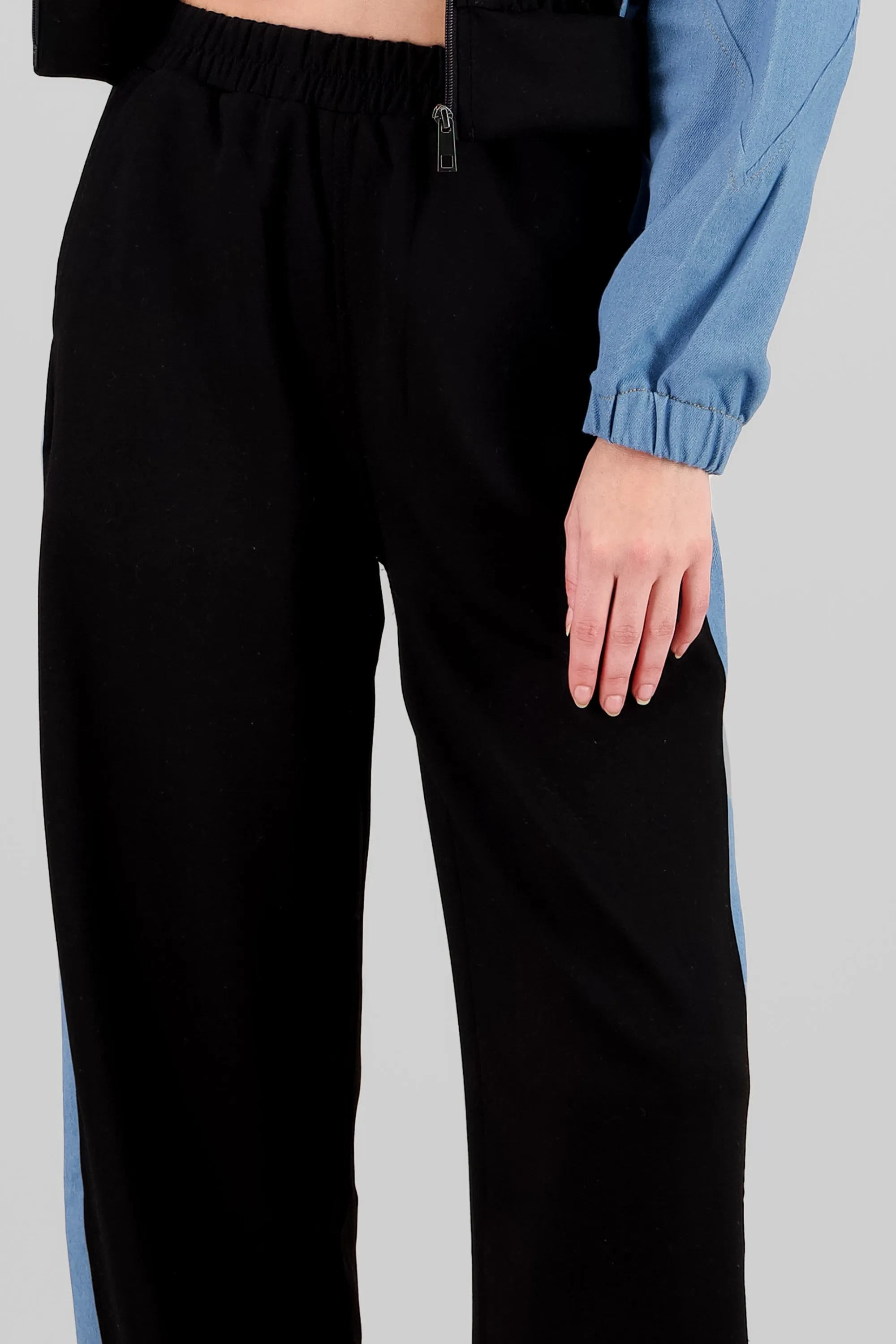 Pantalón patchwork denim