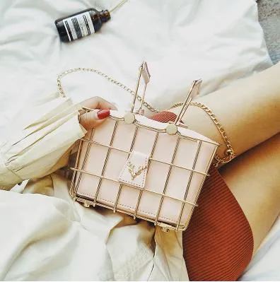 Retro Elegant Deer Head Metal Basket Style Ladies Handbag