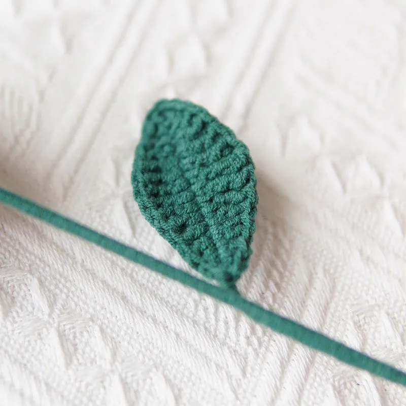 Set of 5pcs Finished Crocheted Gradient Rose Handmade Artificial Flower Branch