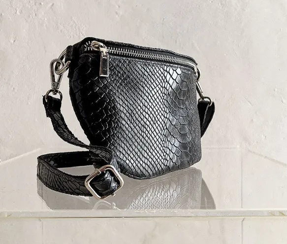 Shelly Python Black