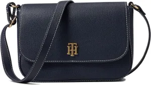 Tommy Hilfiger Liv II Flap Crossbody Pebble PVC Tommy Navy One Size