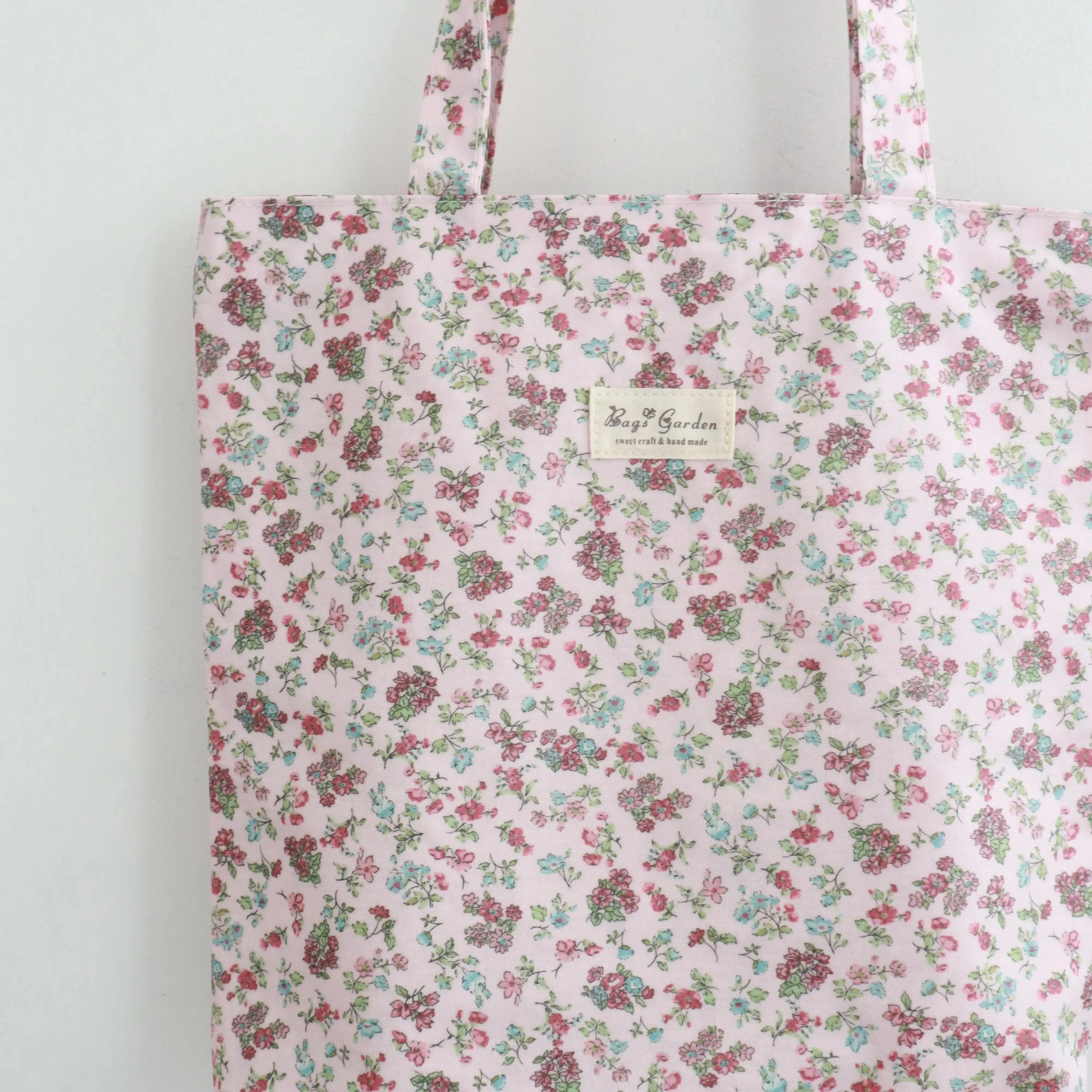 Tote bag waterproof Ramillete rosa Bags Garden