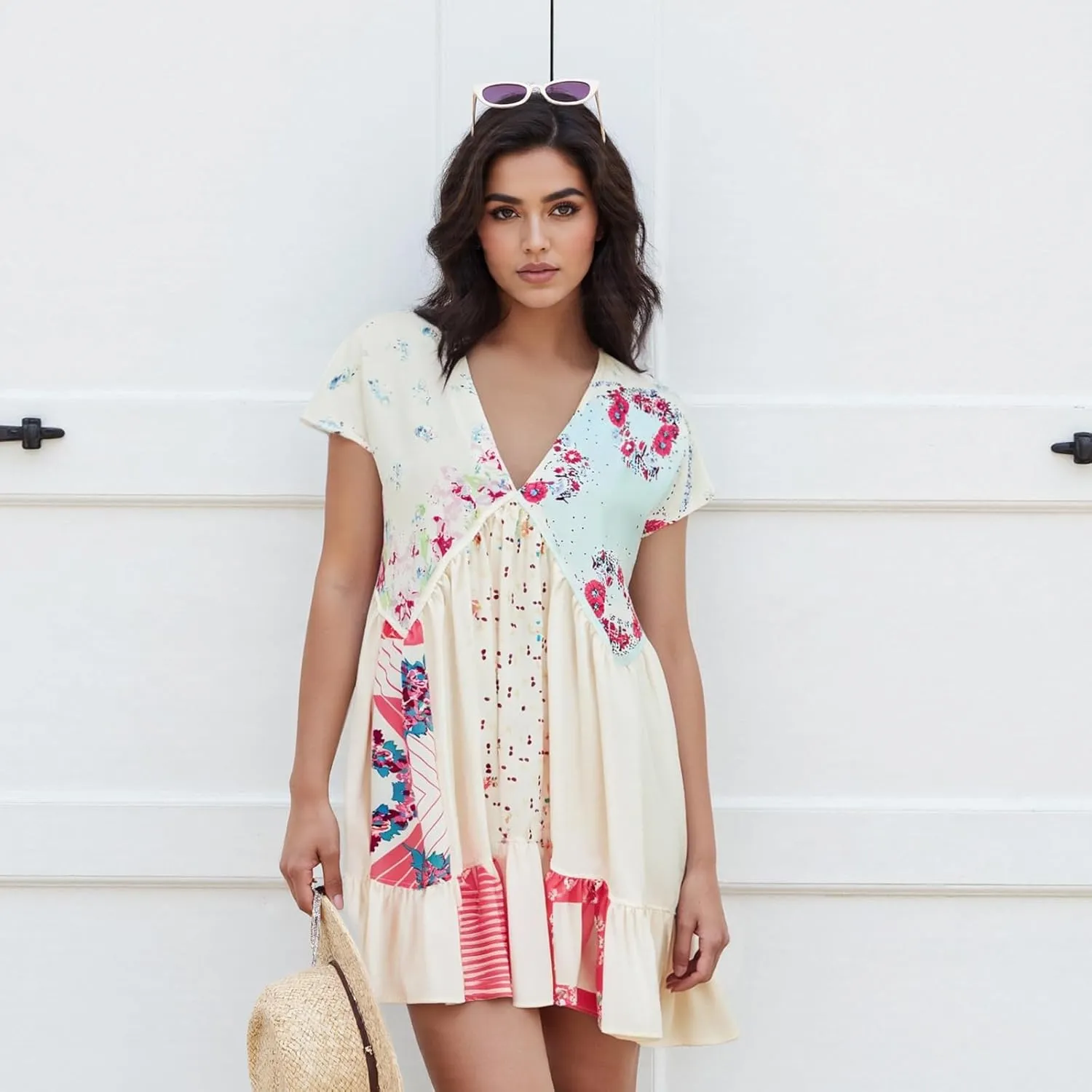 Women’s Boho Mini Dress Y2k Floral Print Deep V-Neck Puff Sleeve Short Dress 2025 Summer Loose Beach Sundress