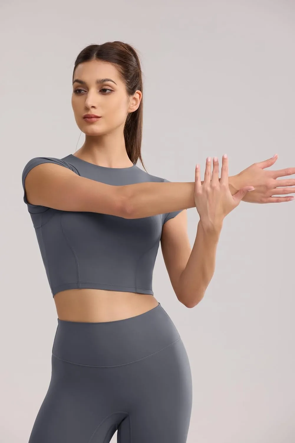 Workout Crop Tops for Women Yoga Short Sleeve Mild Support Slim Fit Cropped Athletic Shirts Gym Tee Built in Bra