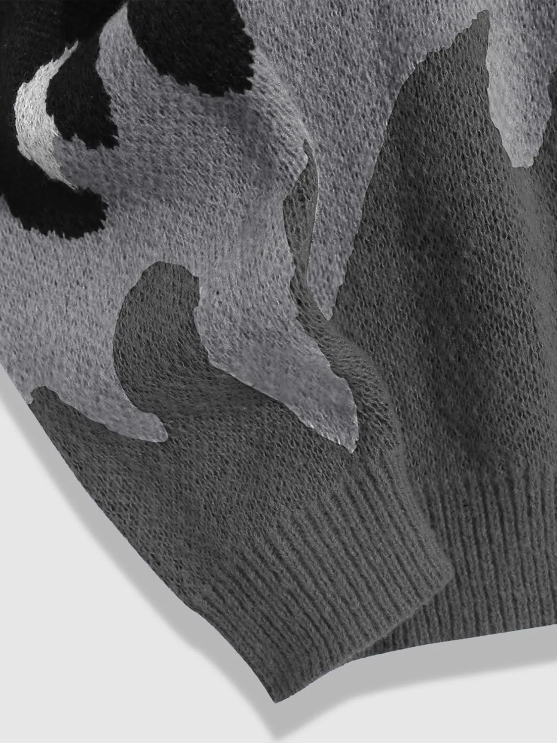 ZAFUL Men's Oversized Sweater Y2K Aesthetic Flame Graphic Crewneck Knit Pullover Unisex Casual Sweaters